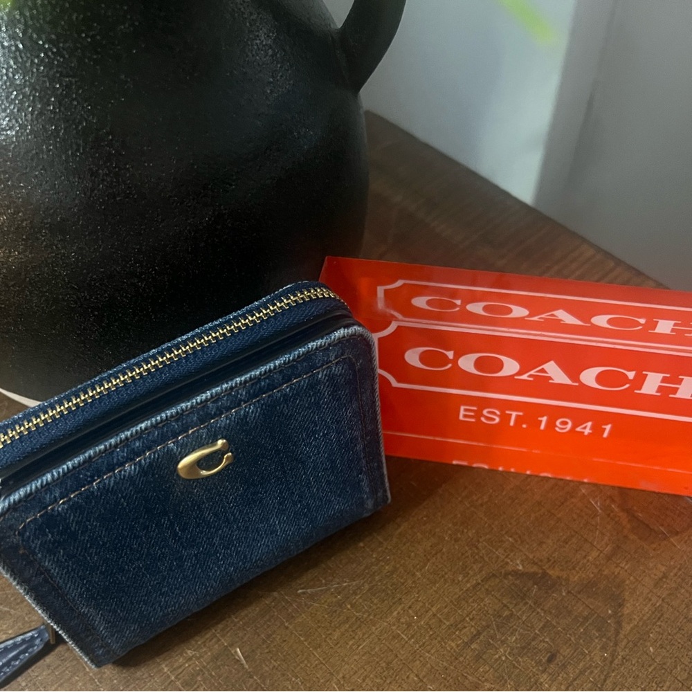 Coach Essentials Denim Bifold Wallet (NWT) - Picture 3 of 9